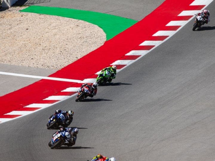 260328Portimao_0627x900.jpg