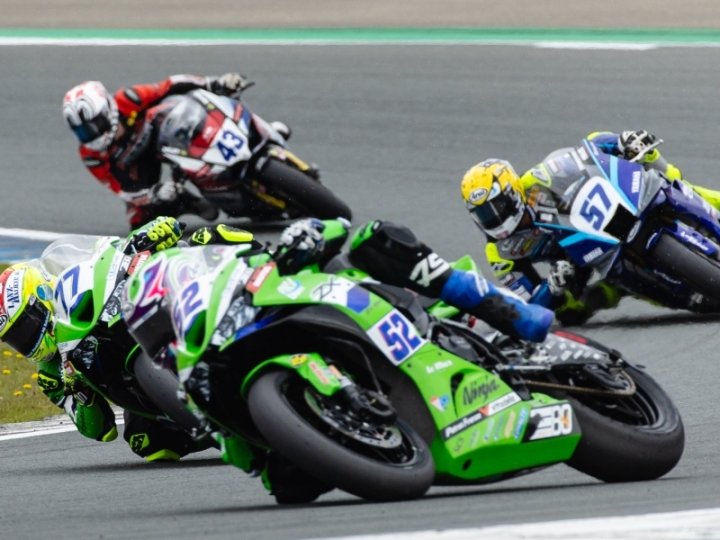 260418Assen_0693x900.jpg