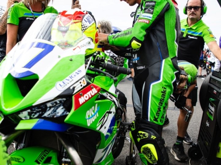 260906MagnyCours_0735x900.jpg